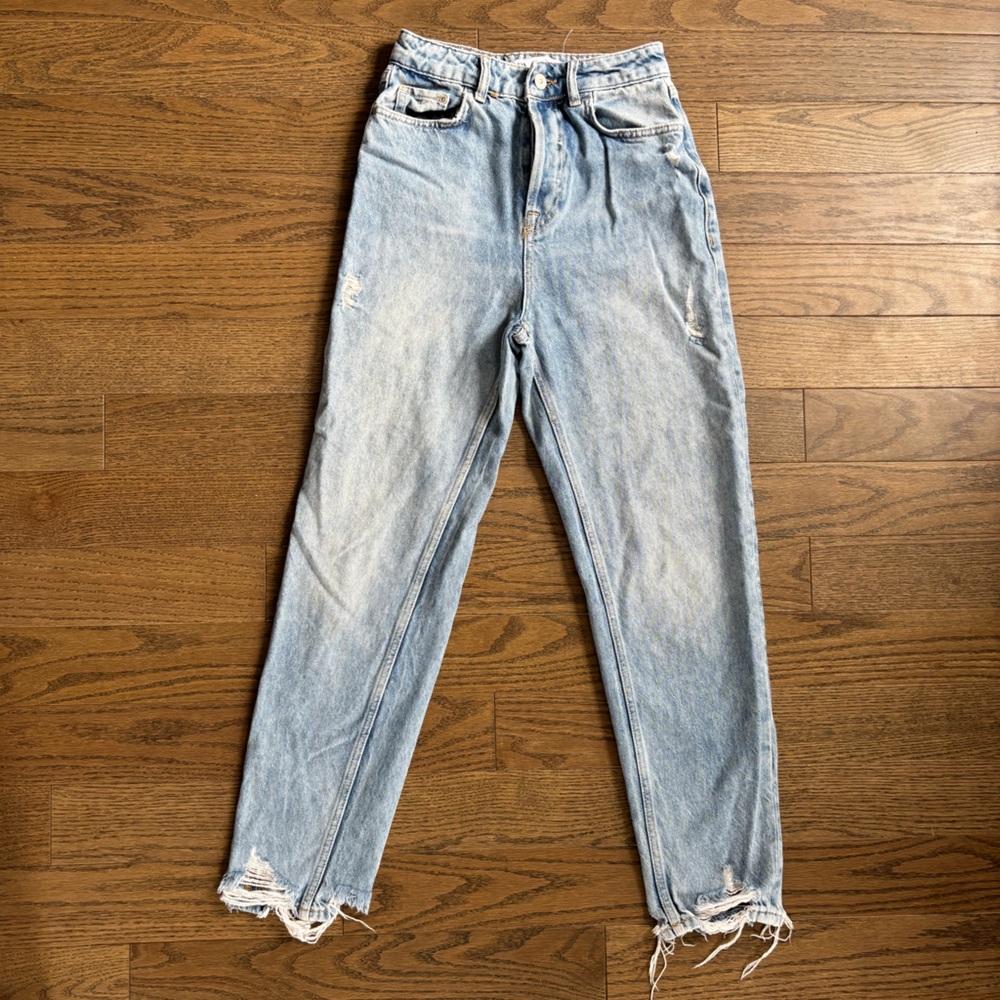 Trendy Zara Blue Ankle Cropped Jeans with Classic Fit